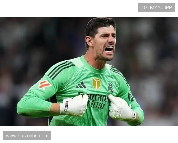 皇马发布对阵西班牙人海报：库尔图瓦单人出镜